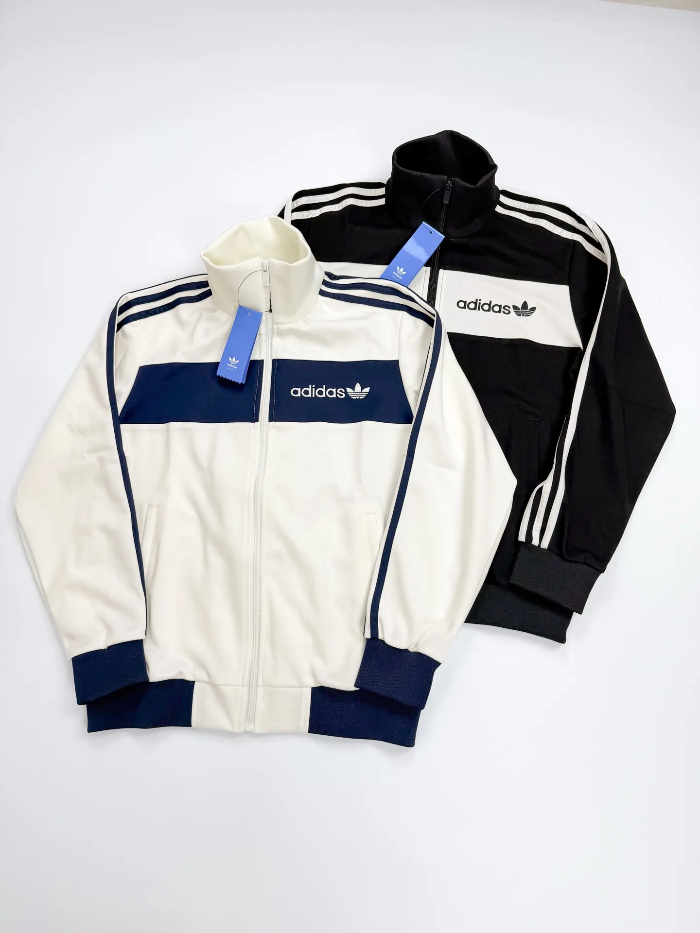 #B 193 P135 2026 Adidas｜ ｜ Retro ｜ • Classic ： Adidas logo ， ， ， ， ， ， 。 • ： ， ， ， ， 。 ， ， ， ； 、 、 ， ，Rebound ， ， ， 。 • ： ， ， ， 、 ， ， 。 ， ， 。 Classic ， ， ， ， ～ ：Black Navy Blue S 67 108 60 88 155-165 100 M 69 112 61.5 91 160-170 100-120 L 71 116 63 94 165-175 120-140 XL 73 120 64.5 97 170-180 140-160 2XL 75 124 66 100 175-185 160-180
